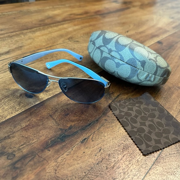 ☀️ COACH Signature Blue Ombré Pilot Aviator Sunglasses HC7009 with Case - Picture 11 of 14